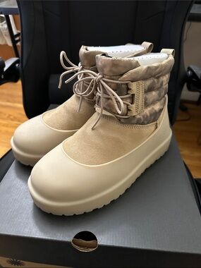 Mens UGG Mini lace Weather Smokescreen